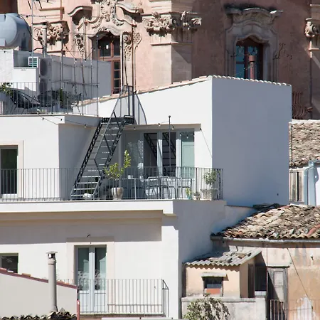 Гостевой дом Intervallo Boutique 4*