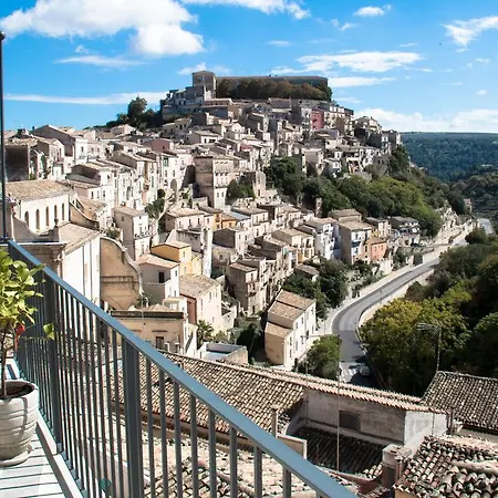 Intervallo Boutique Гостевой дом Рагуза