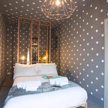 Intervallo Boutique 4*